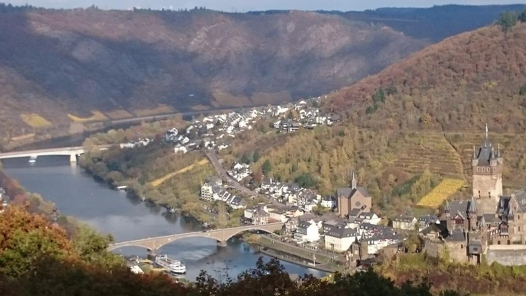 Ferienwohnungen Am Bruttiger Moselsteig Bruttig-Fankel Exterior foto
