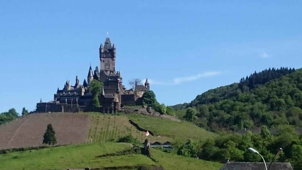 Ferienwohnungen Am Bruttiger Moselsteig Bruttig-Fankel Exterior foto