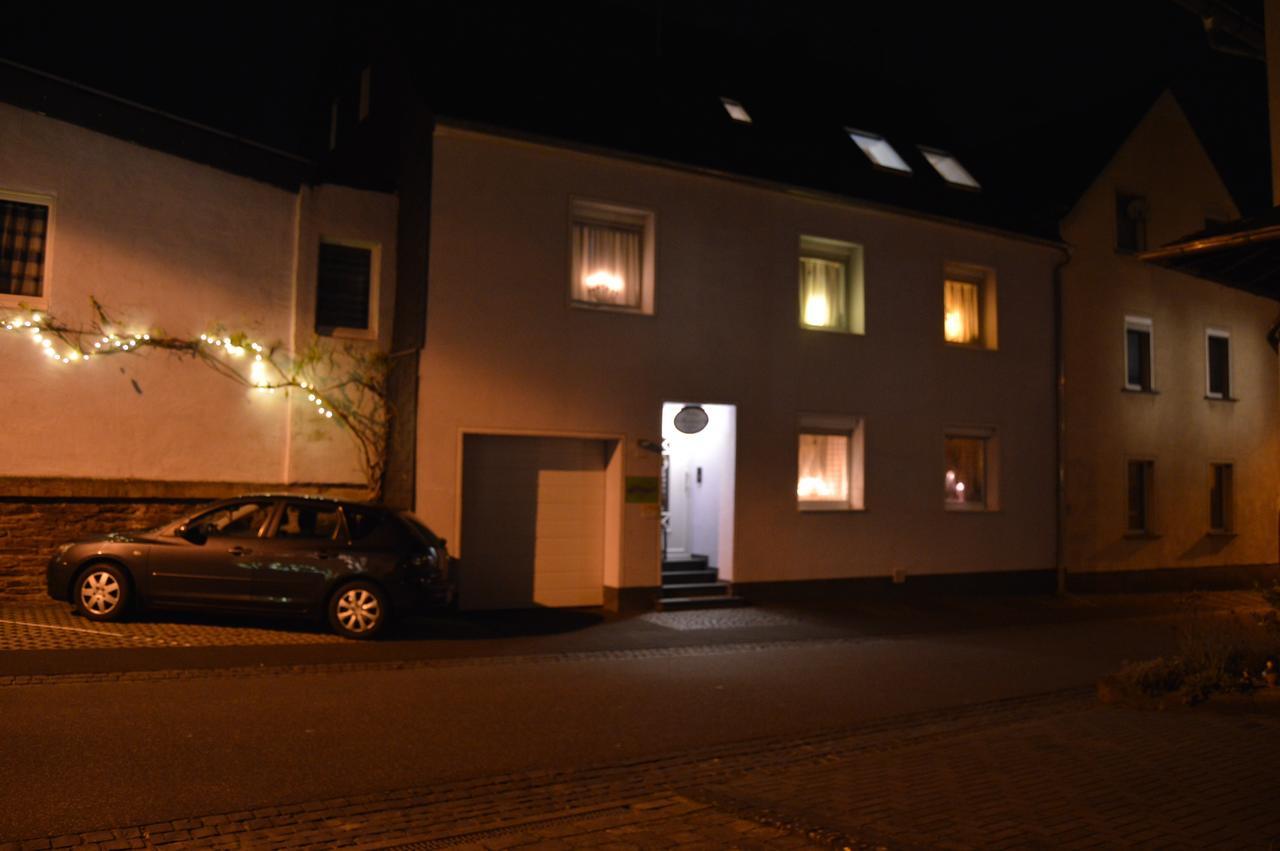 Ferienwohnungen Am Bruttiger Moselsteig Bruttig-Fankel Exterior foto
